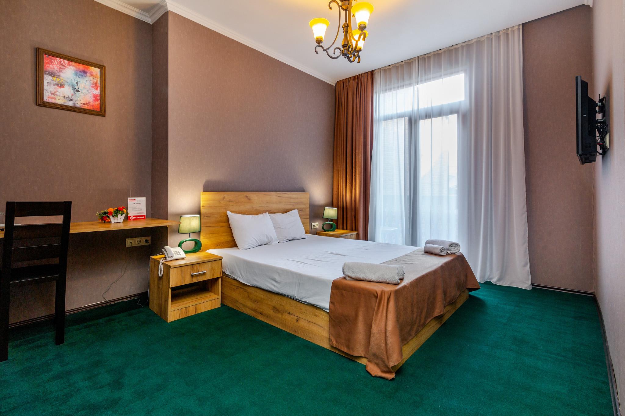 Hotel Marlyn Tiflis Exterior foto
