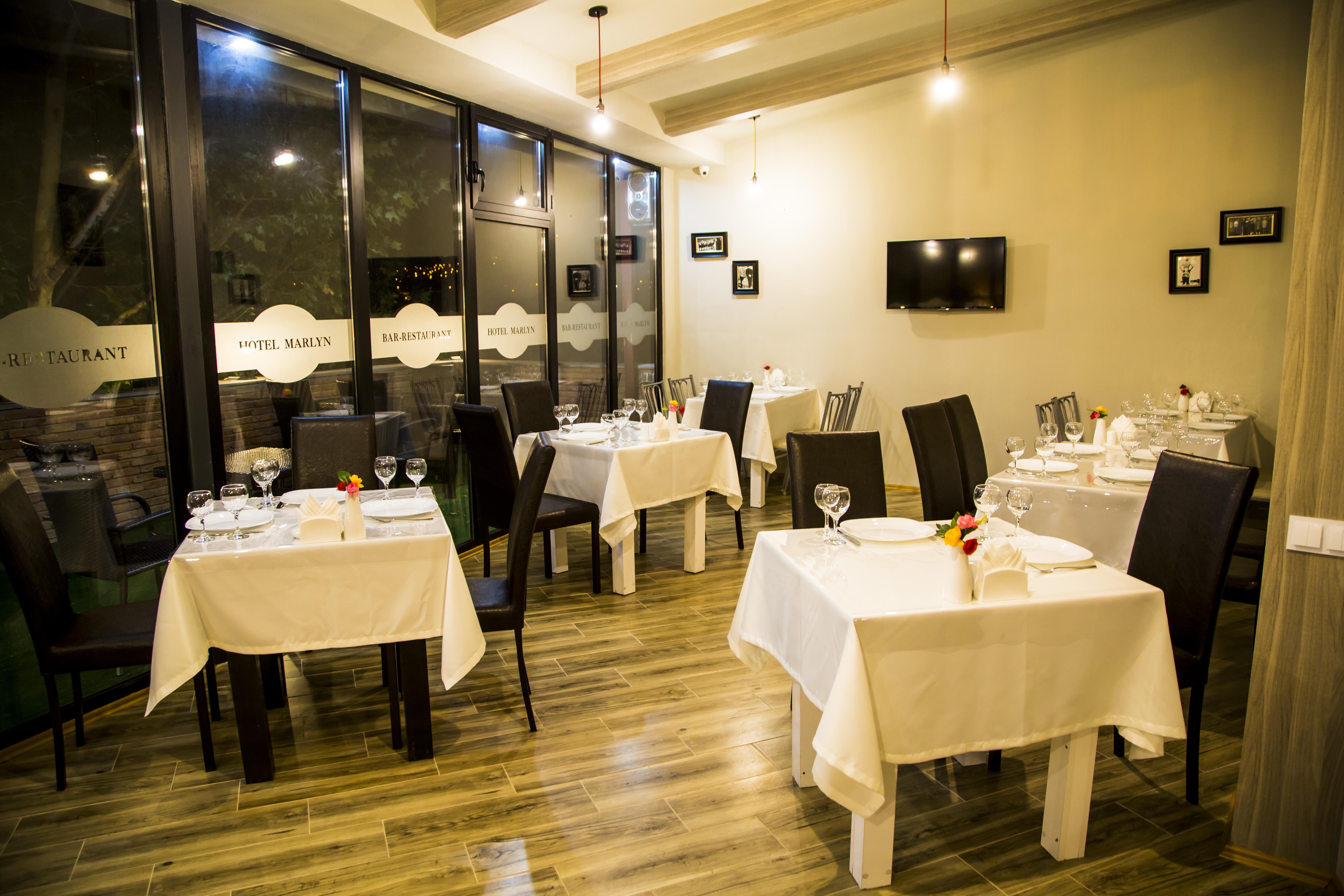 Hotel Marlyn Tiflis Exterior foto