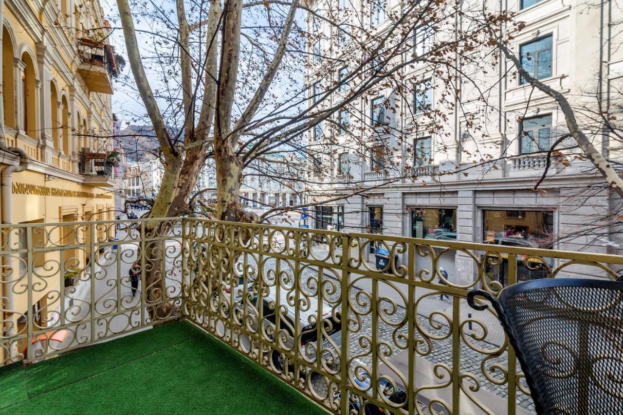 Hotel Marlyn Tiflis Exterior foto