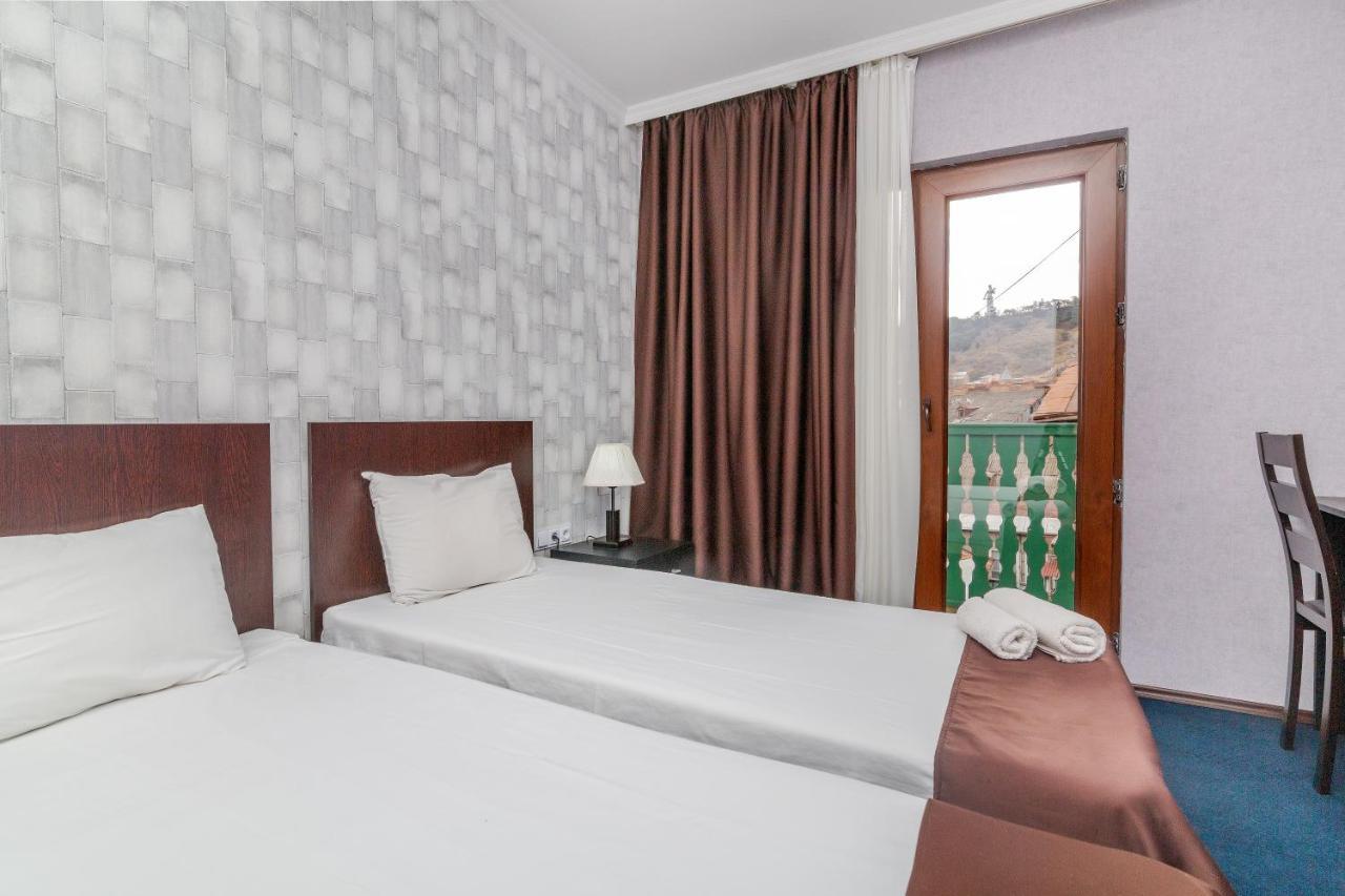 Hotel Marlyn Tiflis Exterior foto